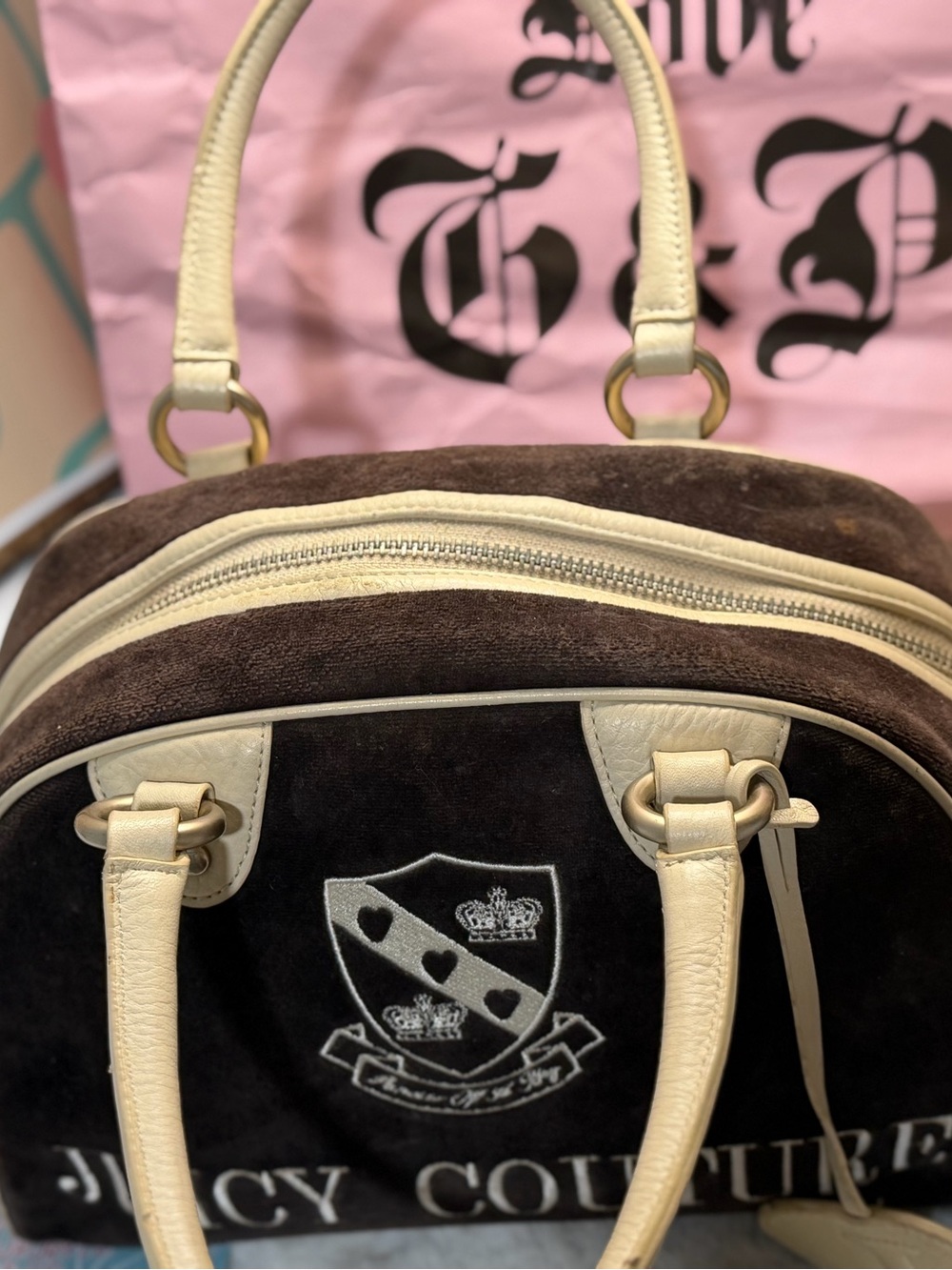 Juicy Couture - Picture 9 of 16